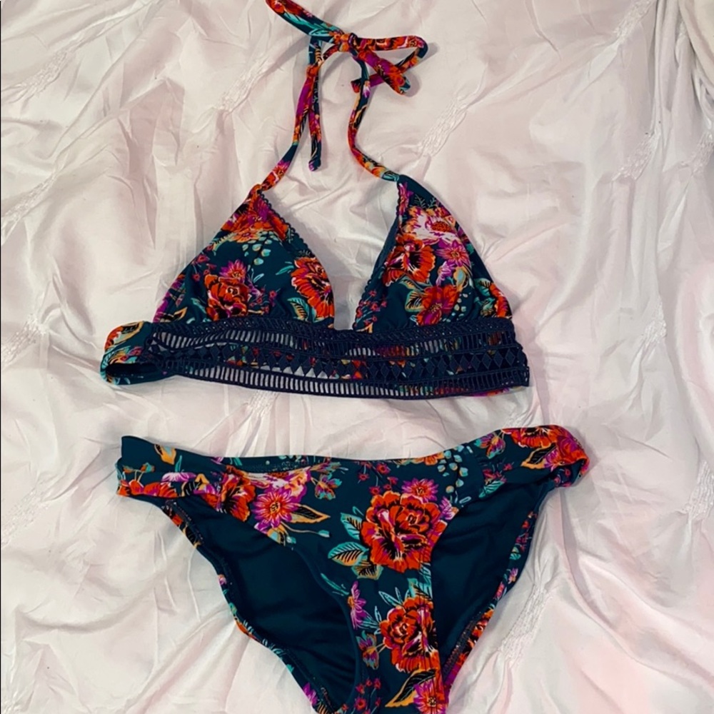 Floral print bikini